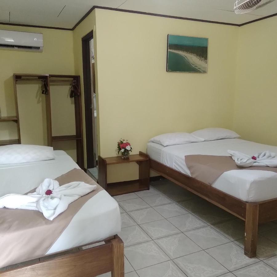Cabinas Smith Cahuita Luaran gambar