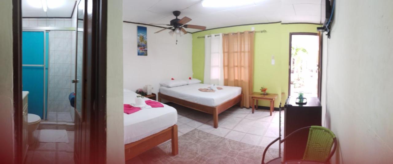 Cabinas Smith Cahuita Luaran gambar