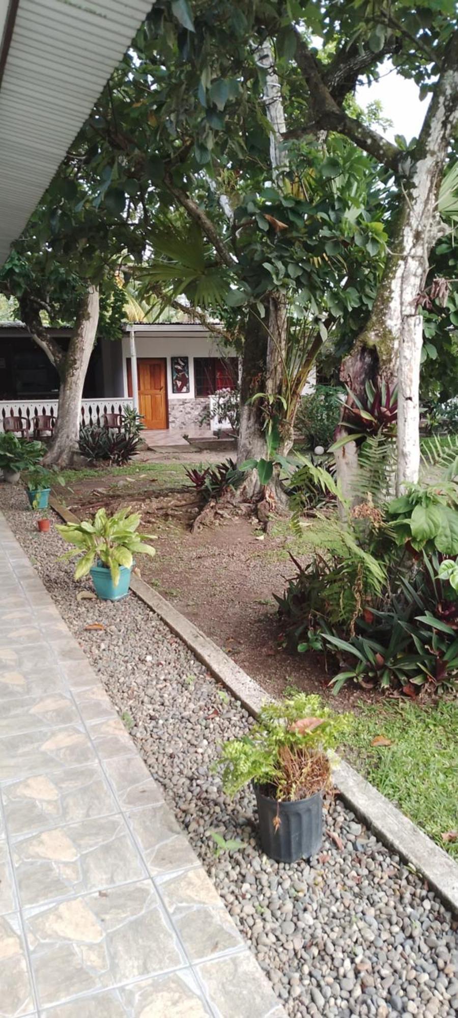 Cabinas Smith Cahuita Luaran gambar