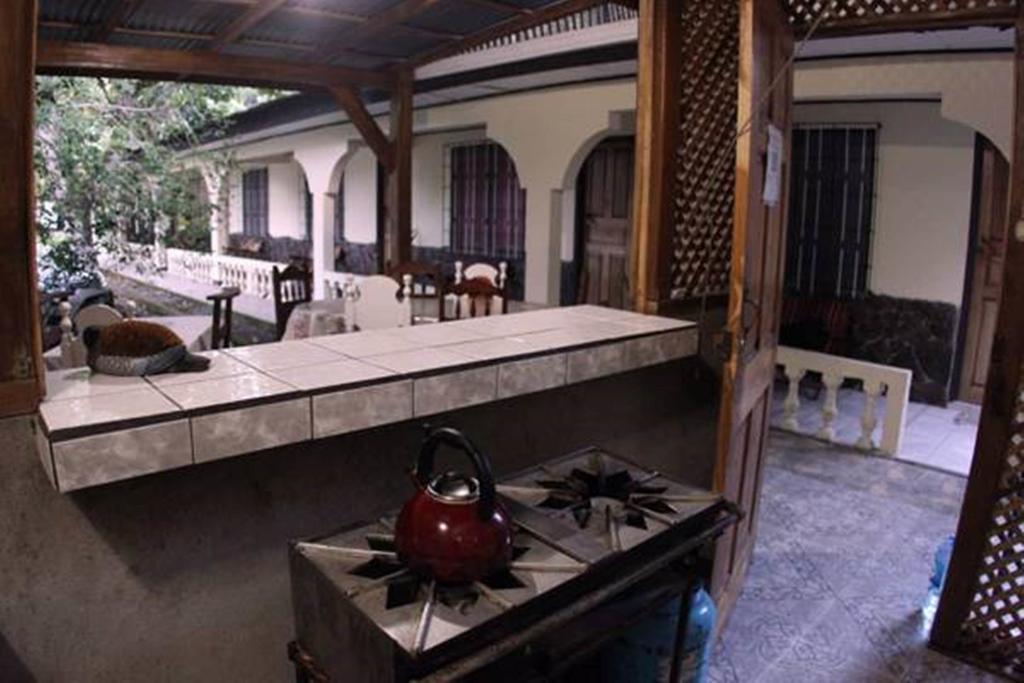 Cabinas Smith Cahuita Luaran gambar